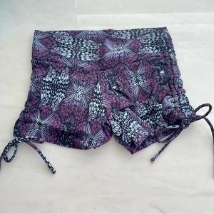 Liquido active scrunch side swim hot yoga beach shorts M